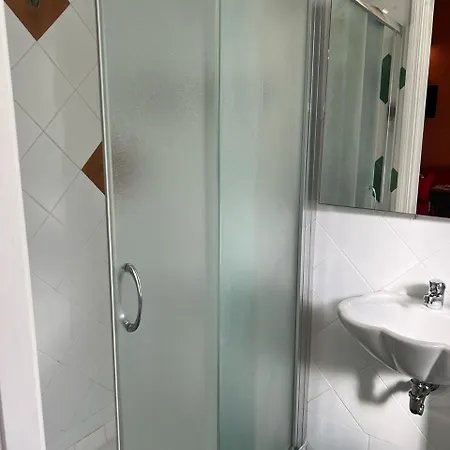 Paradise Centro Storico Turistico Couette-café Rome