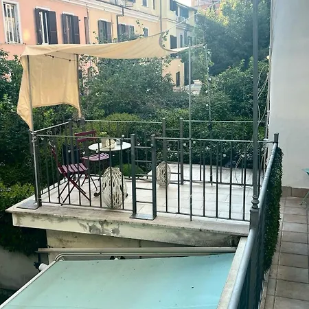 Paradise Centro Storico Rom